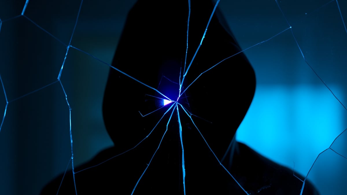 Sandworm Targets IT Pros With Trojanized WireGuard Client